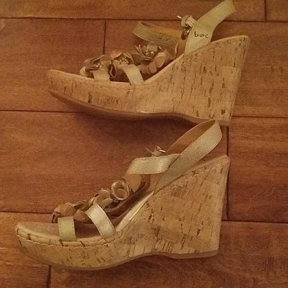 Shoes - Picture 2 of 5